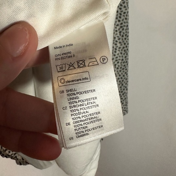 H&M Black & White Speckled Mini Chiffon Dress NWT - Picture 9 of 9